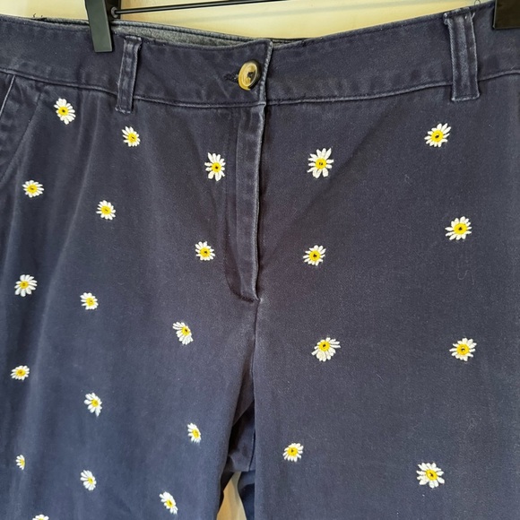 Woman Within Daisy Embroidered Plus Size Chino Tapered Leg Women’s Pants Sz 16W - Picture 3 of 7